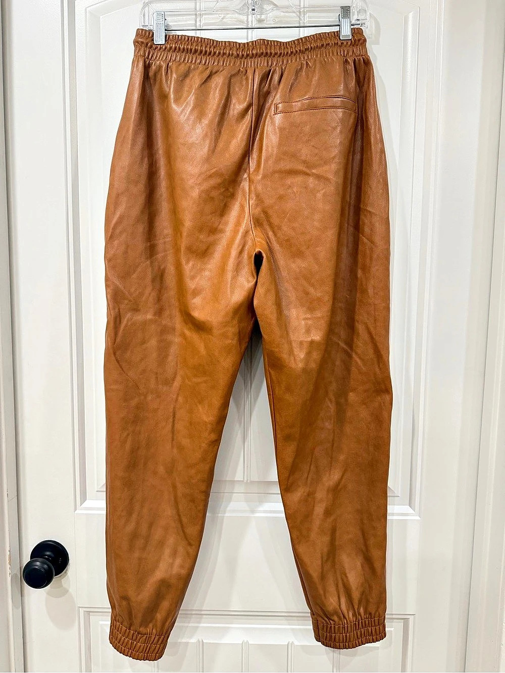 Bagatelle Collection Cognac Faux Leather Jogger Pants Size M - Picture 5 of 5